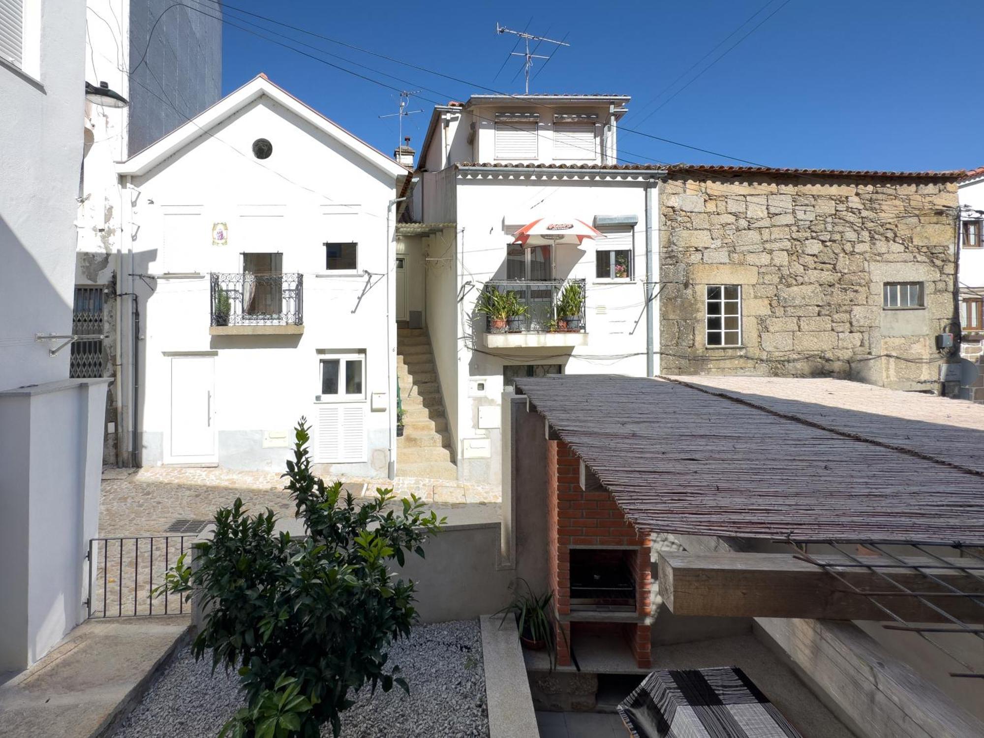 Casa Das Flores Oliveira do Hospital Exterior photo